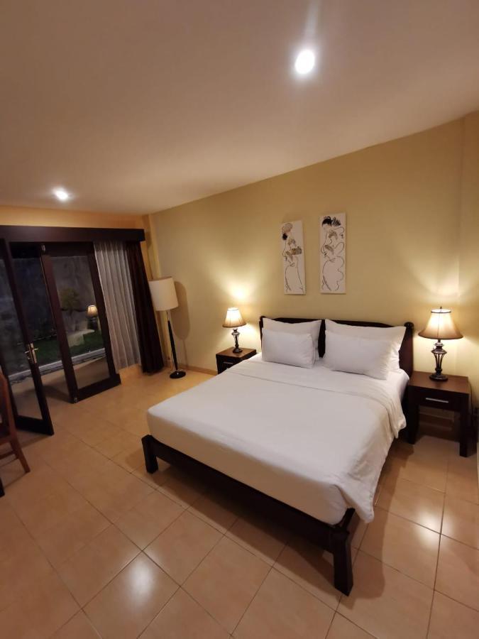 Dalia Budget Hotel Senggigi Exteriör bild