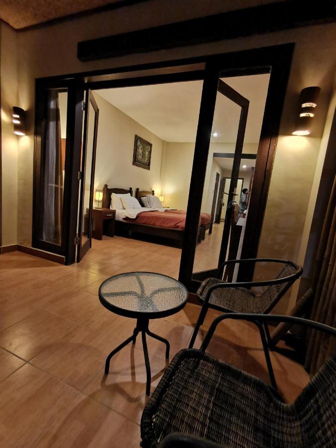 Dalia Budget Hotel Senggigi Exteriör bild